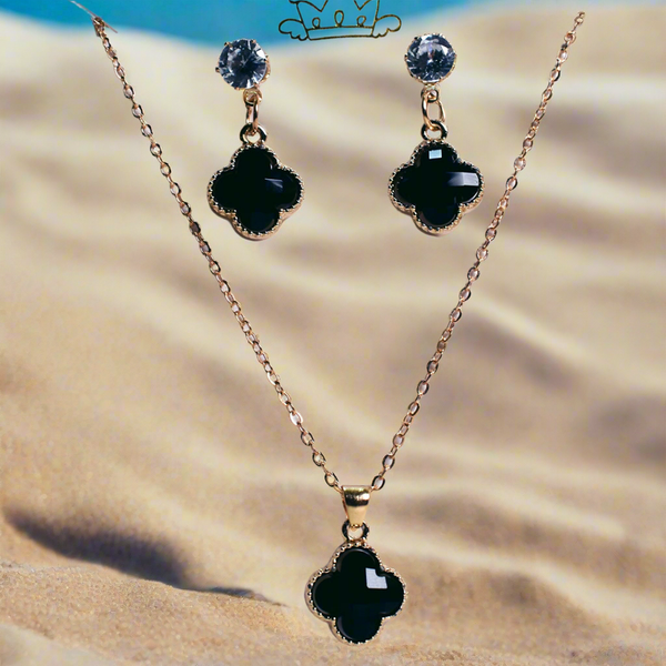 Midnight Charm: Black Four-Leaf Clover Necklace Set
