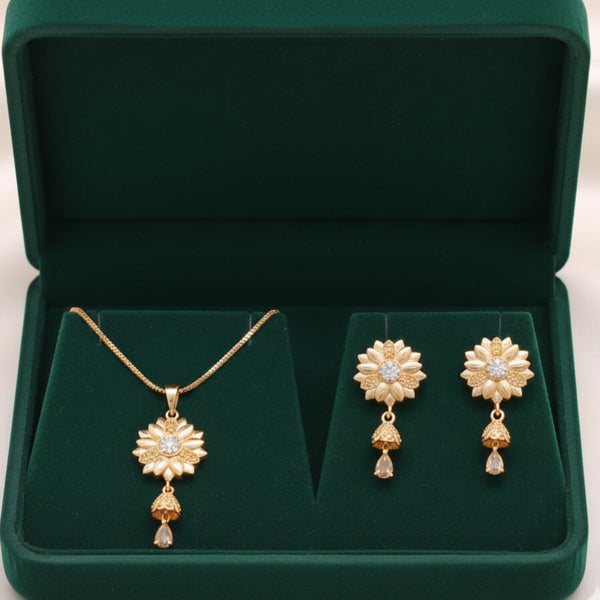 Floral Elegance Necklace Set