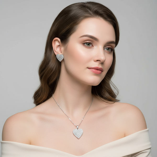 Heartfelt Elegance: Heart-Shaped Silver Necklace Set