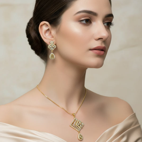 Golden Jewelry Necklace Set with White Stones