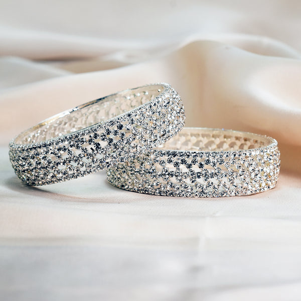 Matestic Silver Glow Bangles