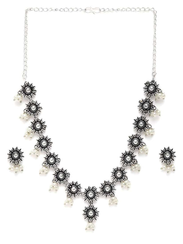 Elegance in Oxidized: Vintage Pearl Necklace Set