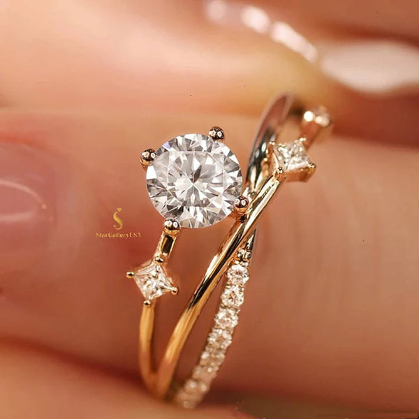 New Twist Design Fancy Golden Ring