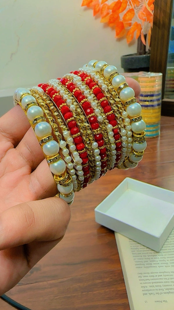 Traditional Red and White Bangle Set