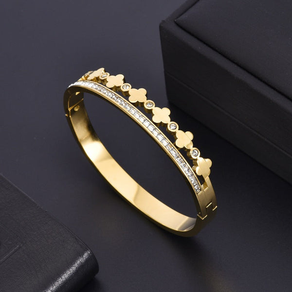 Double-Layer Clover and Pave Crystal Bracelet