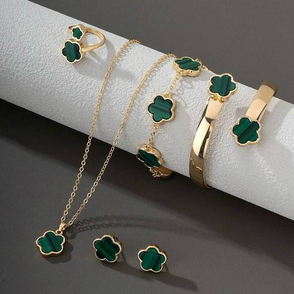 5-Piece Green Flower Enchanted Set